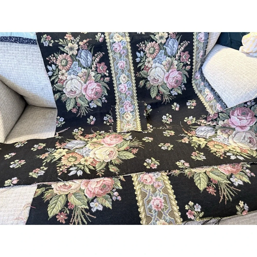 Roses Romantic Victorian Stripe Upholstery Fabric Tapestry Traditional Pieces‎